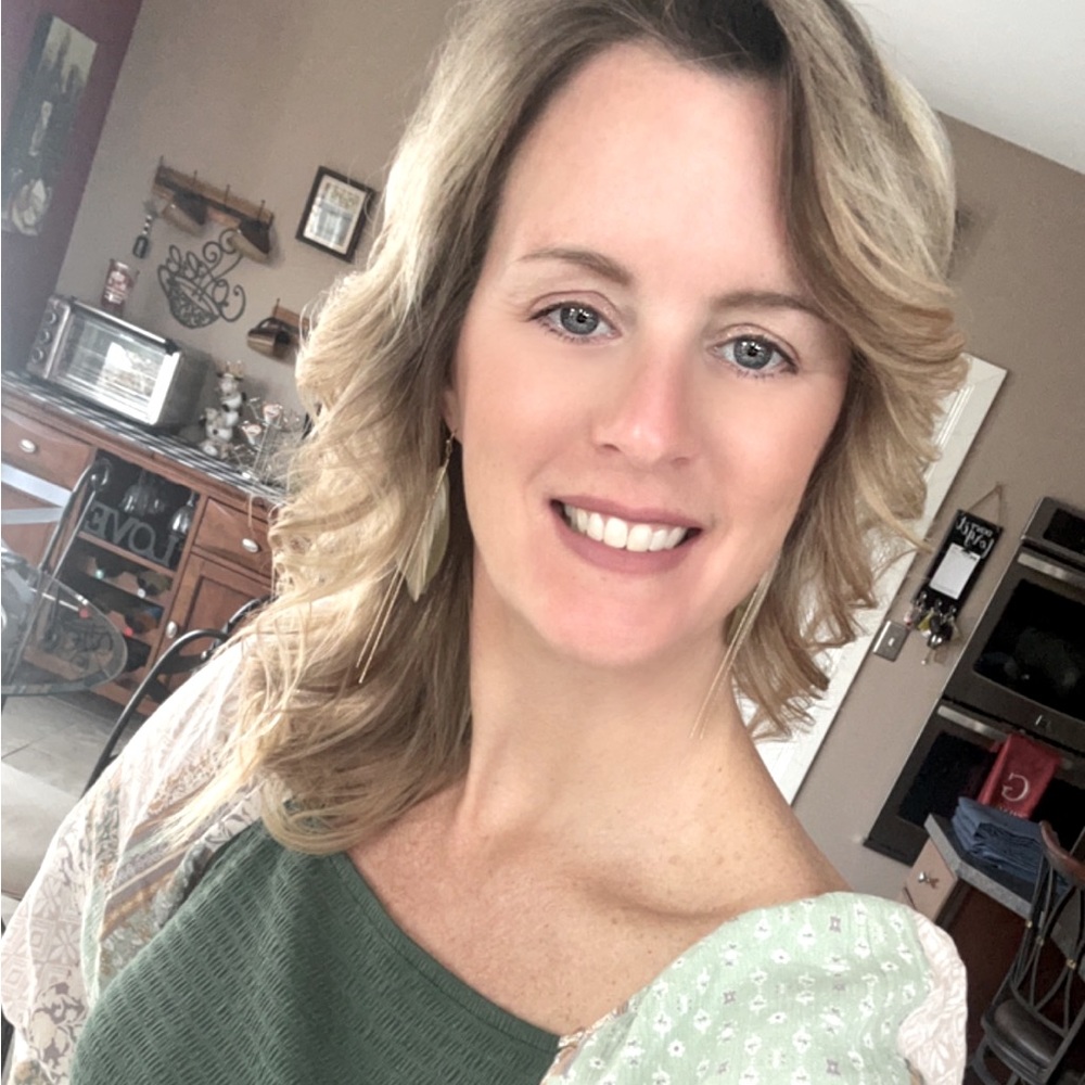 Meet your Posher, Dawn